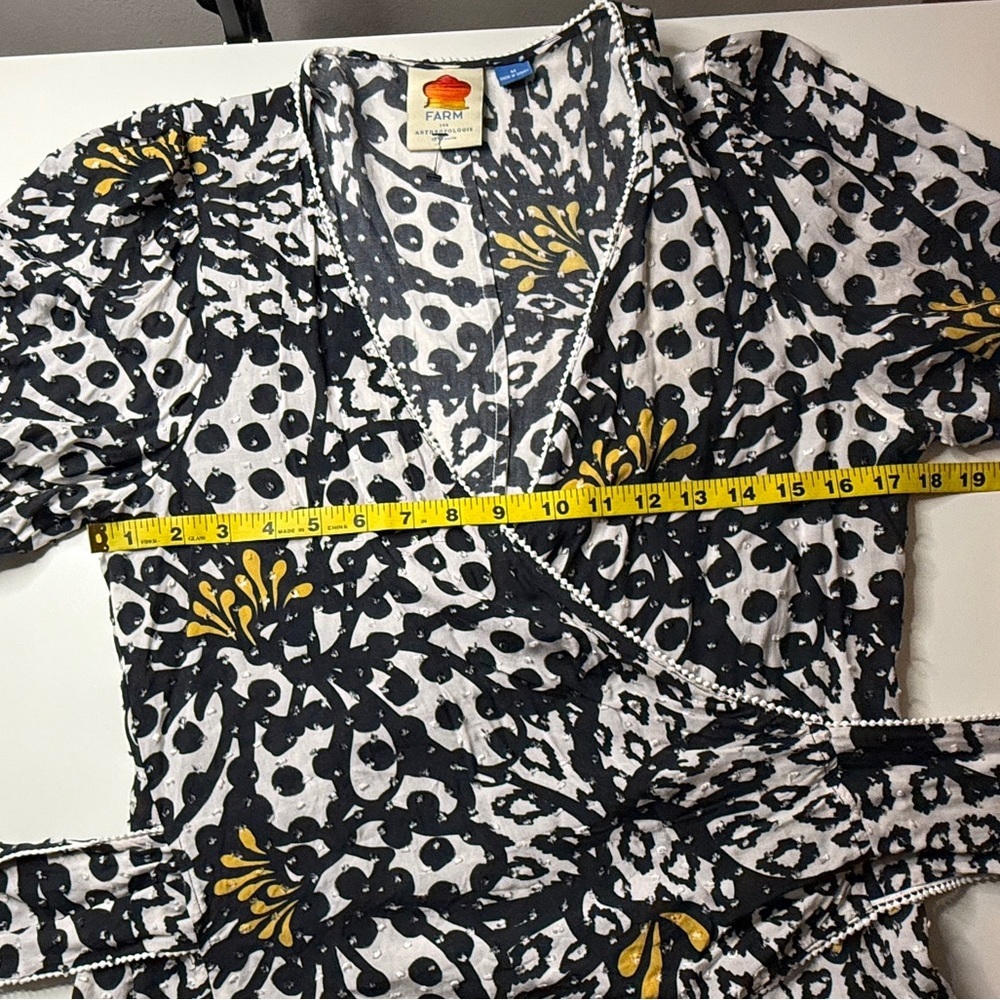 FARM Rio | Leopard Print Wrap Top Short Sleeve Blouse  | Black/White | Size M - Picture 9 of 12